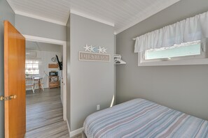Casa (2 Bedrooms) | 2 quartos, ferros/tábuas de passar roupa, roupa de cama
