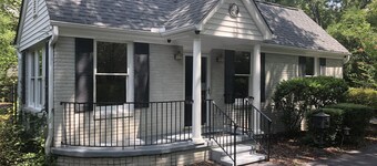 Location location! Cottontown Retreat downtown Columbia, Perfect for 2 couples!