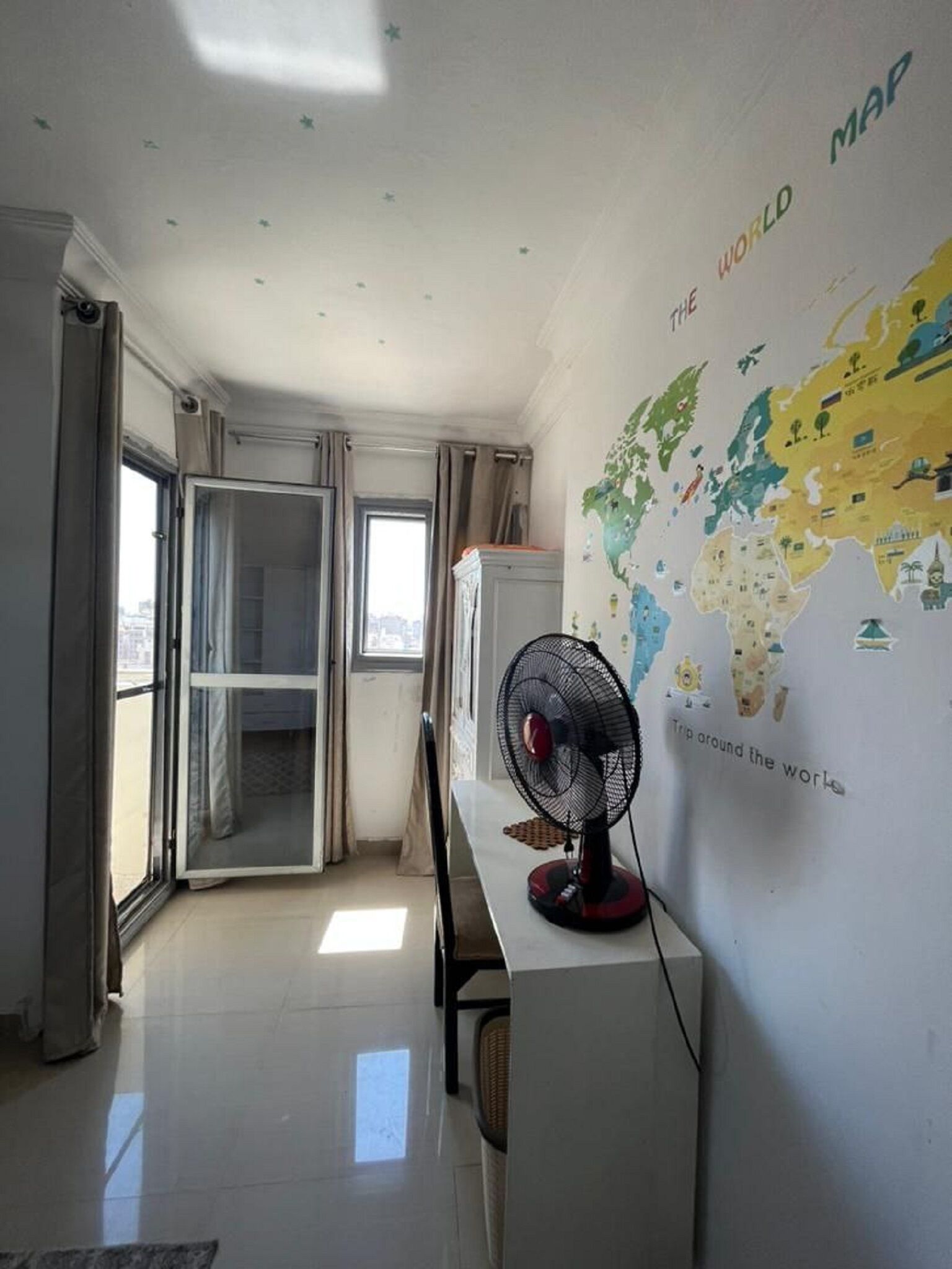 Asrama Umum, 1 kamar tidur, balkon, pemandangan kota | Interior