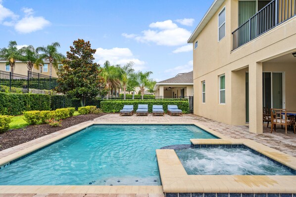 Pool - 11 bd home, Movie Room, Close to Disney, Sleeps 24 (Kissimmee)