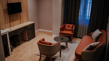 1 chambre, coffres-forts dans les chambres, bureau