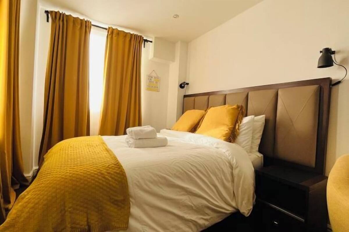 1 habitación, ropa de cama de alta calidad y decoración personalizada