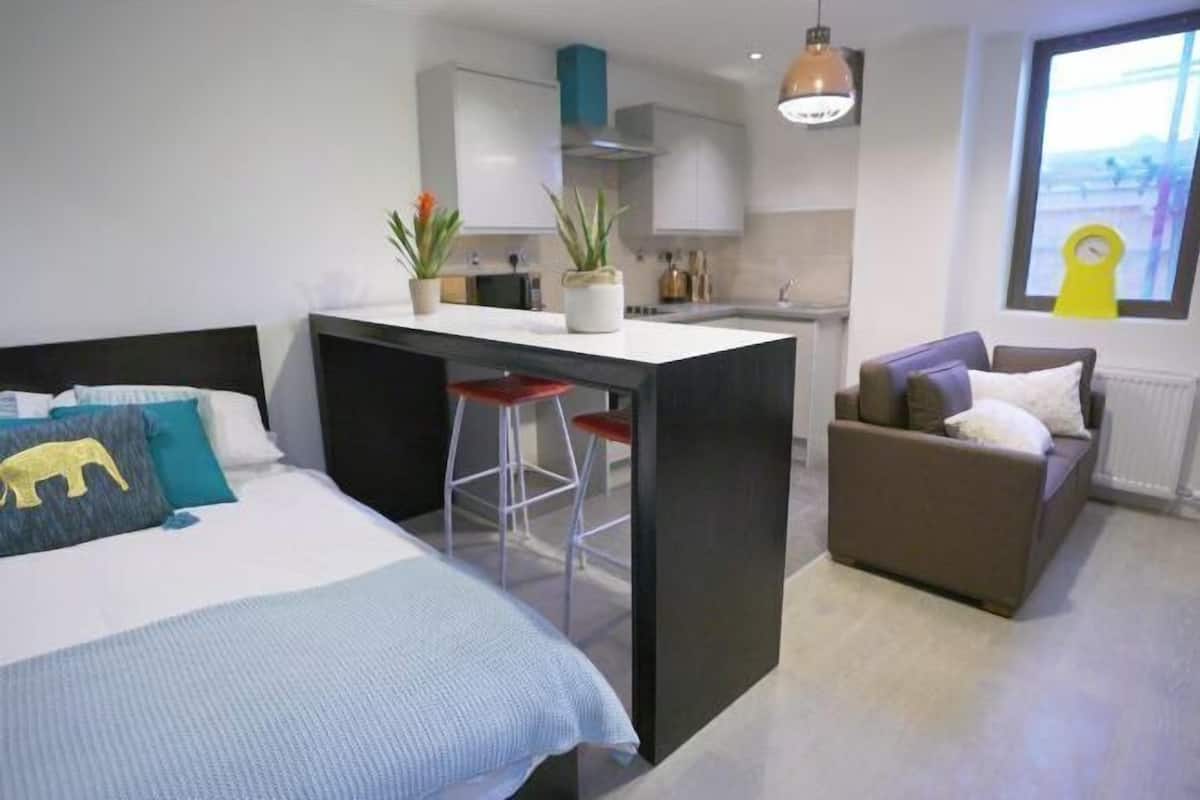 1 habitación, ropa de cama de alta calidad y decoración personalizada