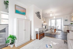 TV - Craighead Farmhouse  | The Cottage (Crail)