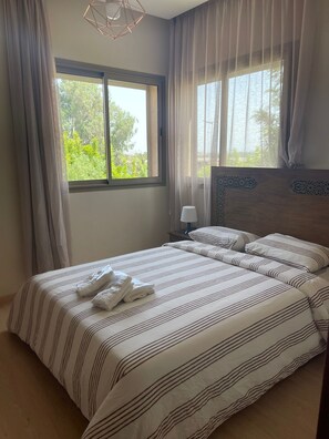 4 quartos, Wi-Fi, roupa de cama