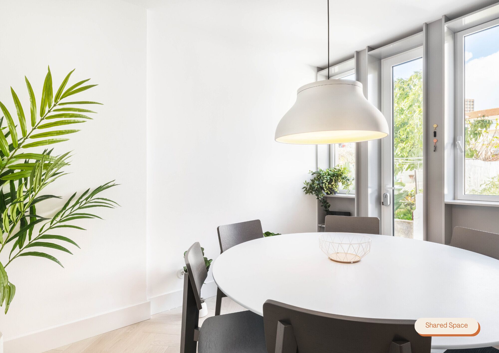 Mini-Kühlschrank, Mikrowelle, Ofen, Herdplatte