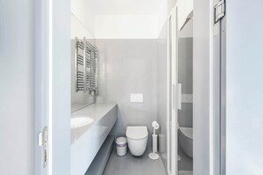 Double Room | Bathroom | Shower, hair dryer, towels, soap