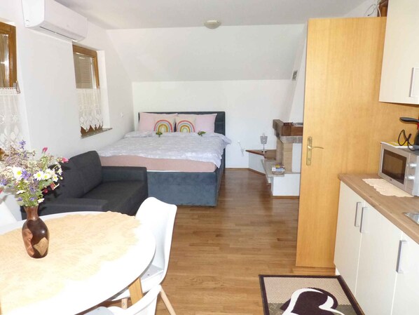 2 bedrooms, WiFi
