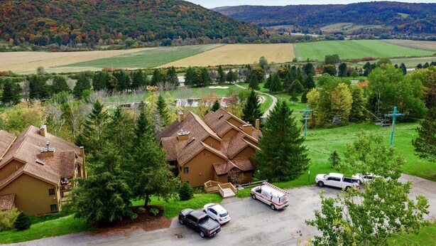 Exterior - SnowPine Condo, King Bed, 2 Full Baths (Ellicottville)