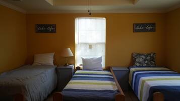 2 bedrooms, in-room safe, free WiFi, bed sheets