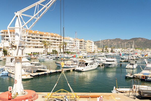 Marina