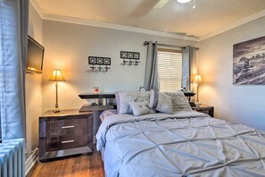 3 bedrooms, desk, iron/ironing board, WiFi