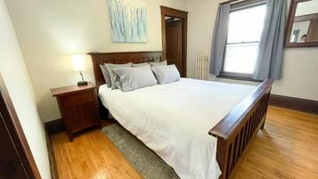 3 dormitorios, tabla de planchar con plancha, wifi gratis y ropa de cama