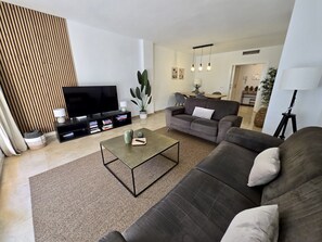 TV - 38- Apartamento en Princess park Calahonda (Mijas Costa)