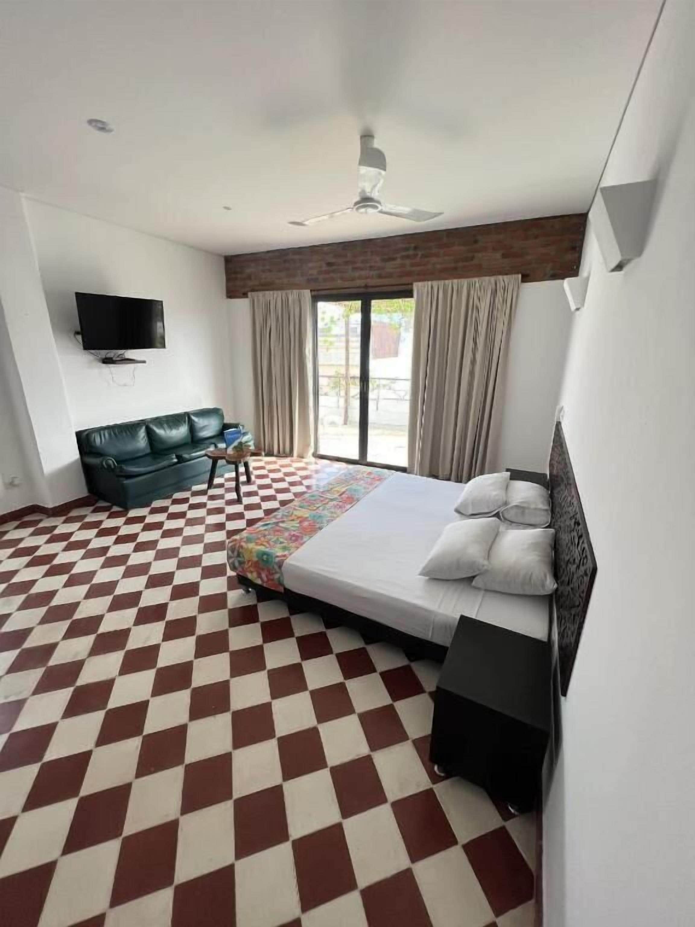 Photo - Hotel Puerto Pelicano