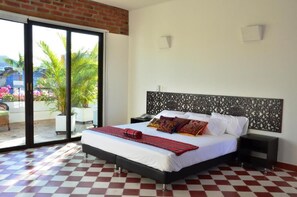 Caja de seguridad en la habitación y decoración personalizada 