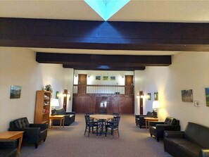 Lobby - Entire 3-Bed. 8-Person Winter Park Condo With Hot Tub & Amazing Location (Winter Park)