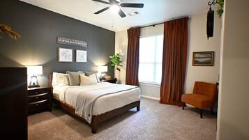 4 bedrooms, iron/ironing board, free WiFi, bed sheets