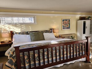 مكواة/لوح كي وواي فاي وملاءات أسرّة