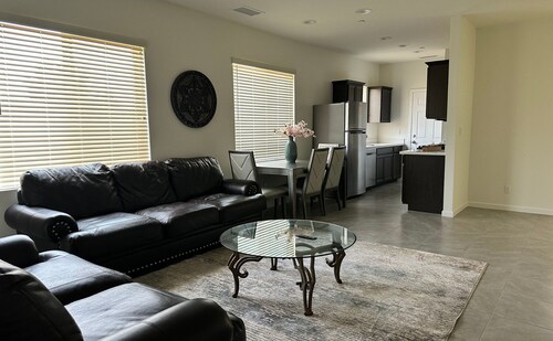 Brand new 3 bedroom 2 bath home near Lemoore Golf Course
