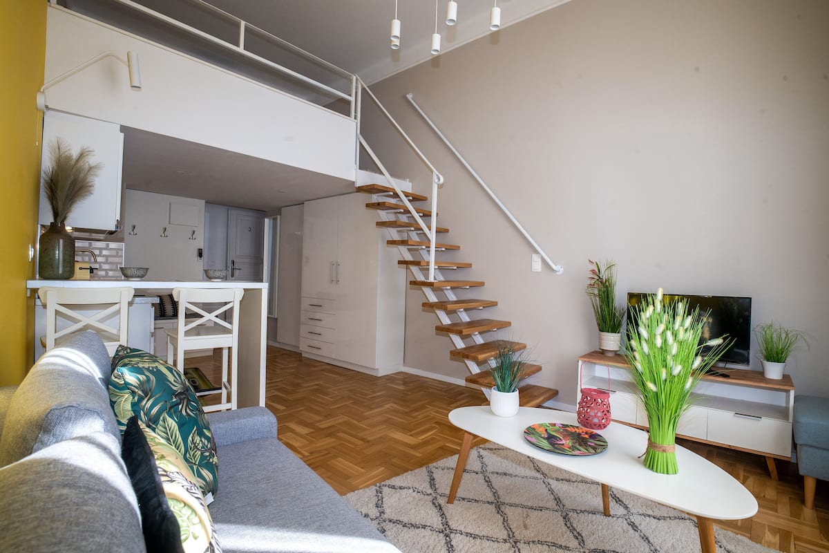 Design-Apartment | 1 Schlafzimmer, Zimmersafe, individuell dekoriert