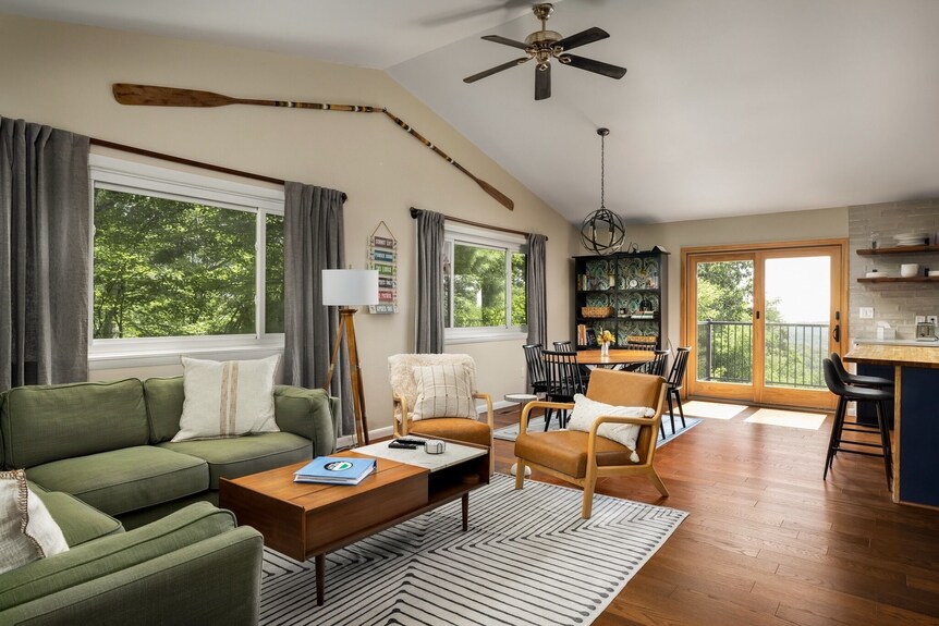 Secluded Mountain Chalet With Million Dollar Views! Family And Pet Friendly - Virginie