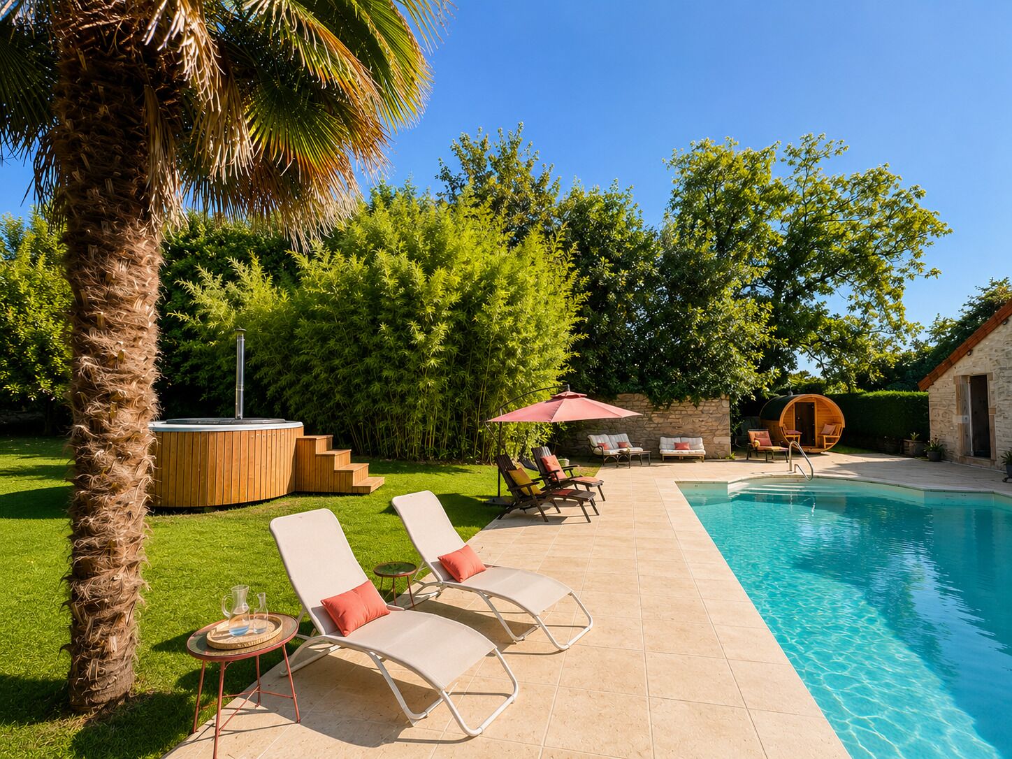 Piscine extérieure