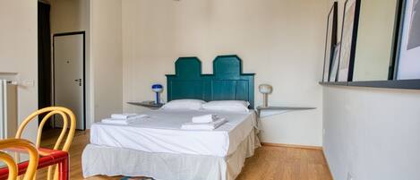 1 chambre, Wi-Fi gratuit, draps fournis