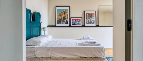 1 bedroom, free WiFi, bed sheets