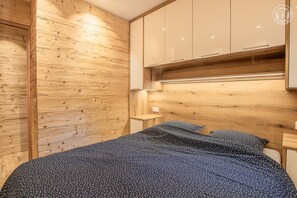2 Schlafzimmer, Bügeleisen/Bügelbrett, Reisekinderbett, kostenloses WLAN