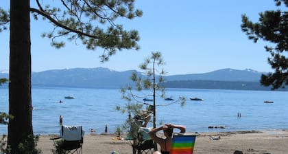 Camp Brassie - On Golf Course, Dog Friendly, Walk to Beach