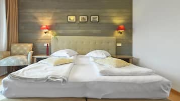 Standard Double or Twin Room | Desk, free WiFi