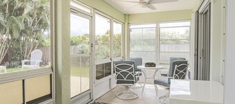 NEW-Coastal, pool home and space for your boat & RV