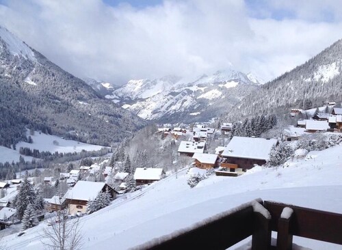 Chatel Appartement 2 Chambres-Vue sur la montagne et le village