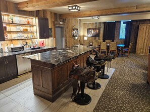 Private kitchen - Eaglescape Suites and Event Center (Miles City)