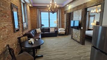 Superior Studio Suite | Living area