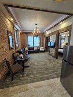 Superior Studio Suite | Living area