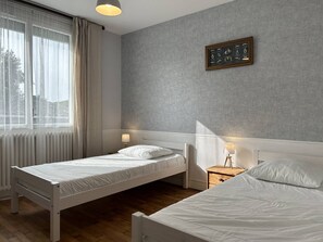 2 chambres, accès au Wi-Fi (inclus)