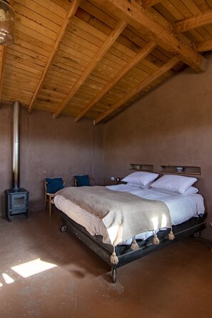 1 habitación y ropa de cama 