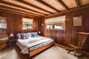 3 chambres, fer et planche à repasser, Wi-Fi, literie fournie