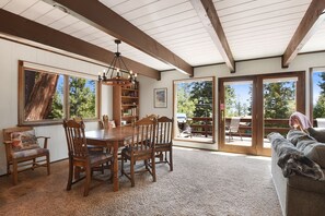 Interior - Rim Retreat - Lake Views, Quiet Neighborhood (Tahoe Vista)