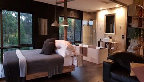 1 bedroom, iron/ironing board, free WiFi, bed sheets - Rehab155 @Destination M: relax, reconnect, imagine (Gellibrand Lower)