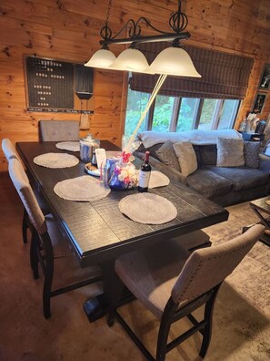 تناول الطعام