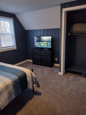 4 bedrooms, free WiFi, bed sheets
