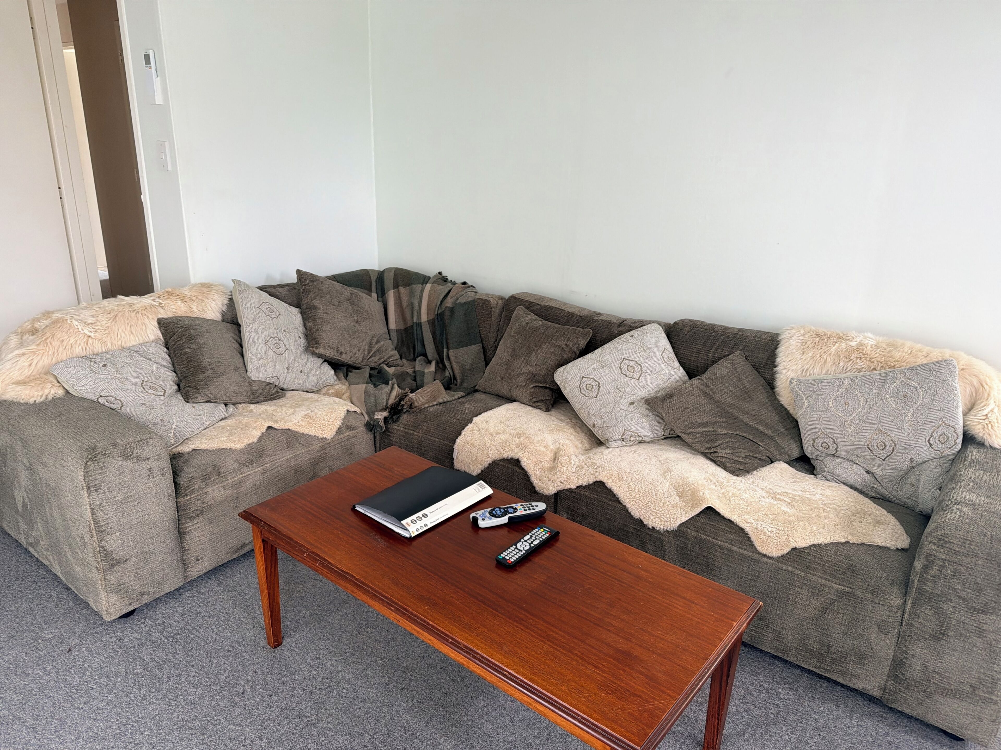 TV, fireplace, books, stereo