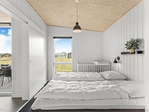 3 bedrooms, WiFi