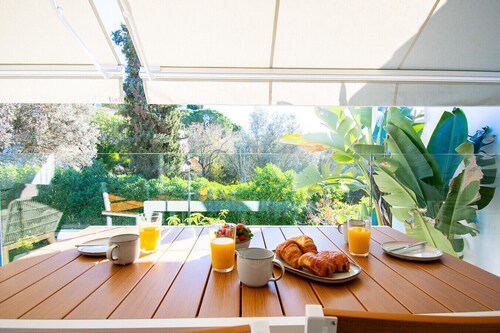 Casa Ella - Beautifully renovated luxury townhouse walking distance of Carvoeiro