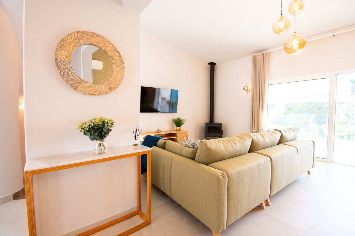 Casa Ella - Beautifully Renovated Luxury Townhouse Walking Distance Of Carvoeiro - Algarve