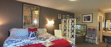 1 bedroom, iron/ironing board, WiFi, bed sheets