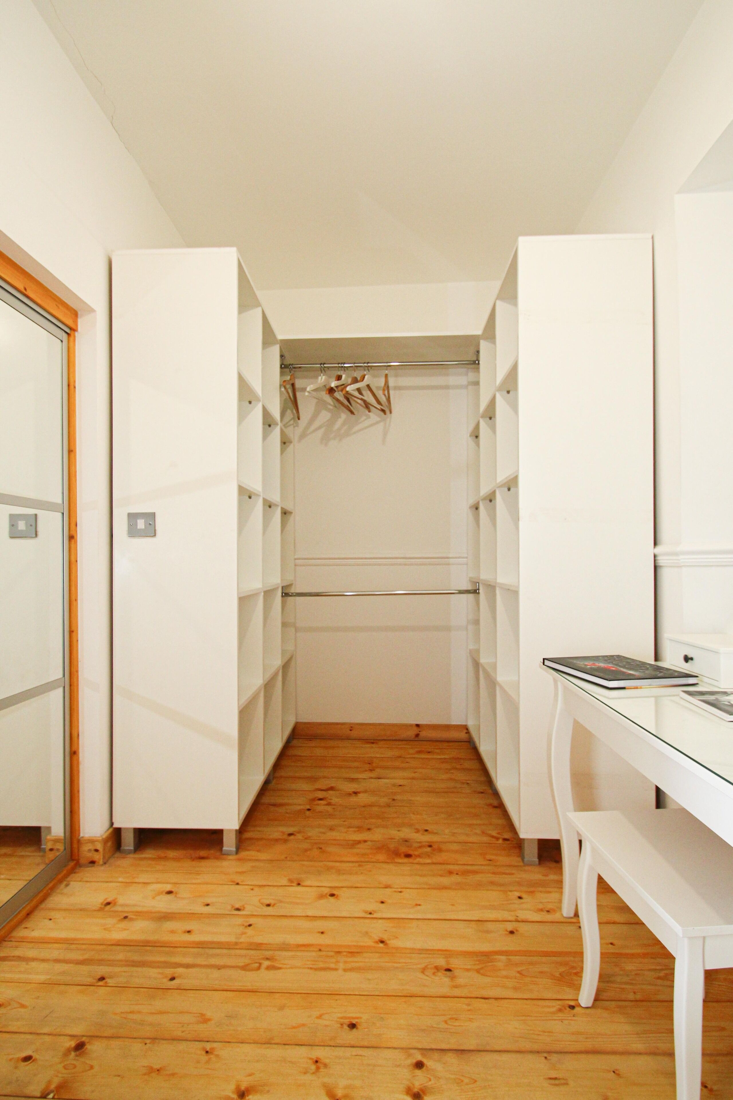 Luxury Apartment | Wardrobe